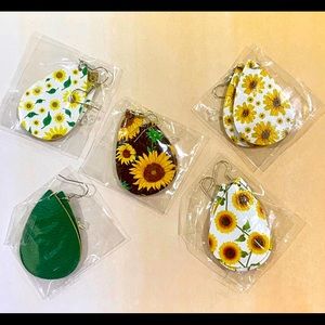 ❤️ 2 pairs for $10 ❤️ Leather Sunflower Earrings